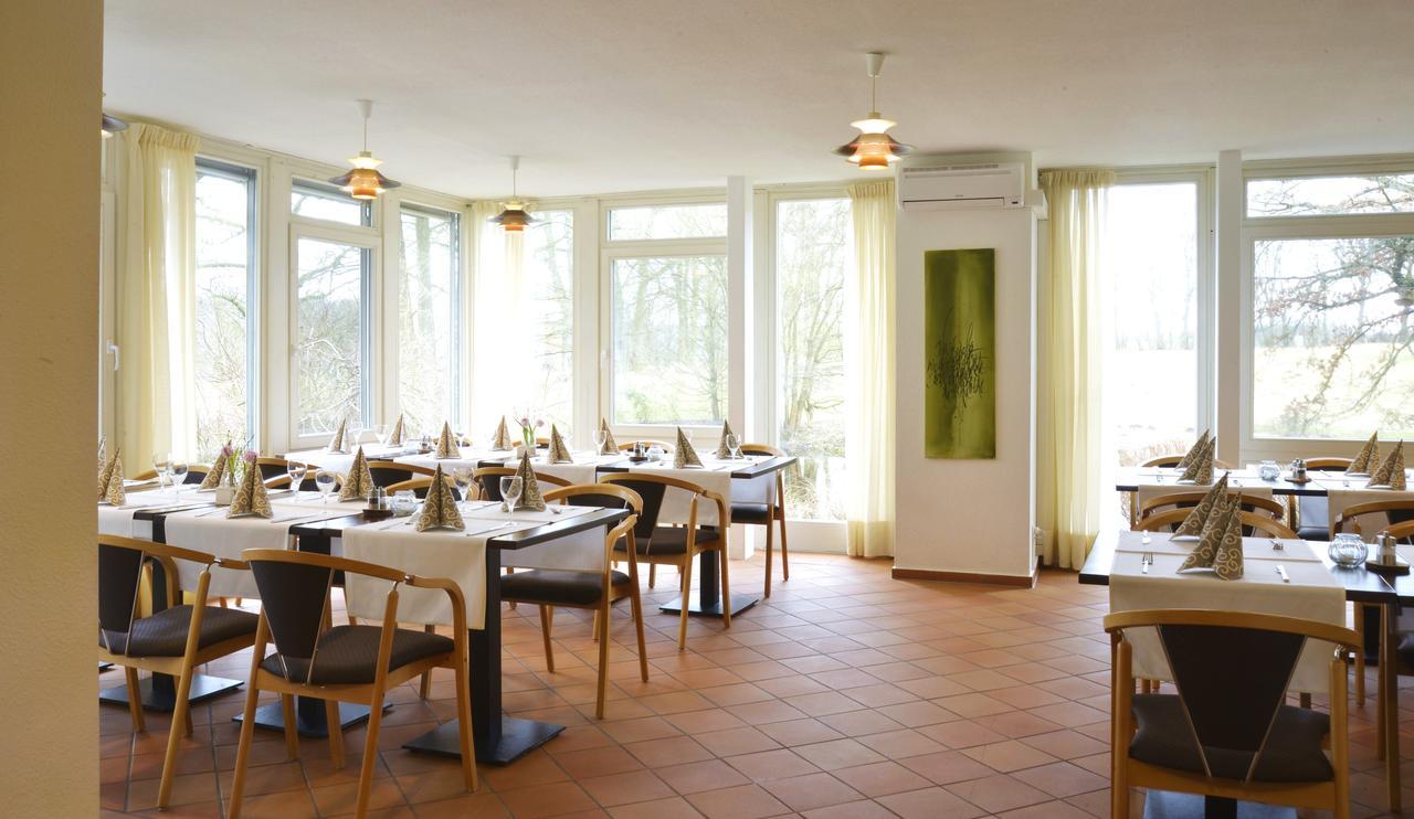 Ellernhof Hotel Dahlenburg Exterior photo